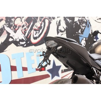 ΒΑΣΗ ΠΙΝΑΚΙΔΑΣ EVOTECH ΓΙΑ SUZUKI GSX-S 750 '17-'20